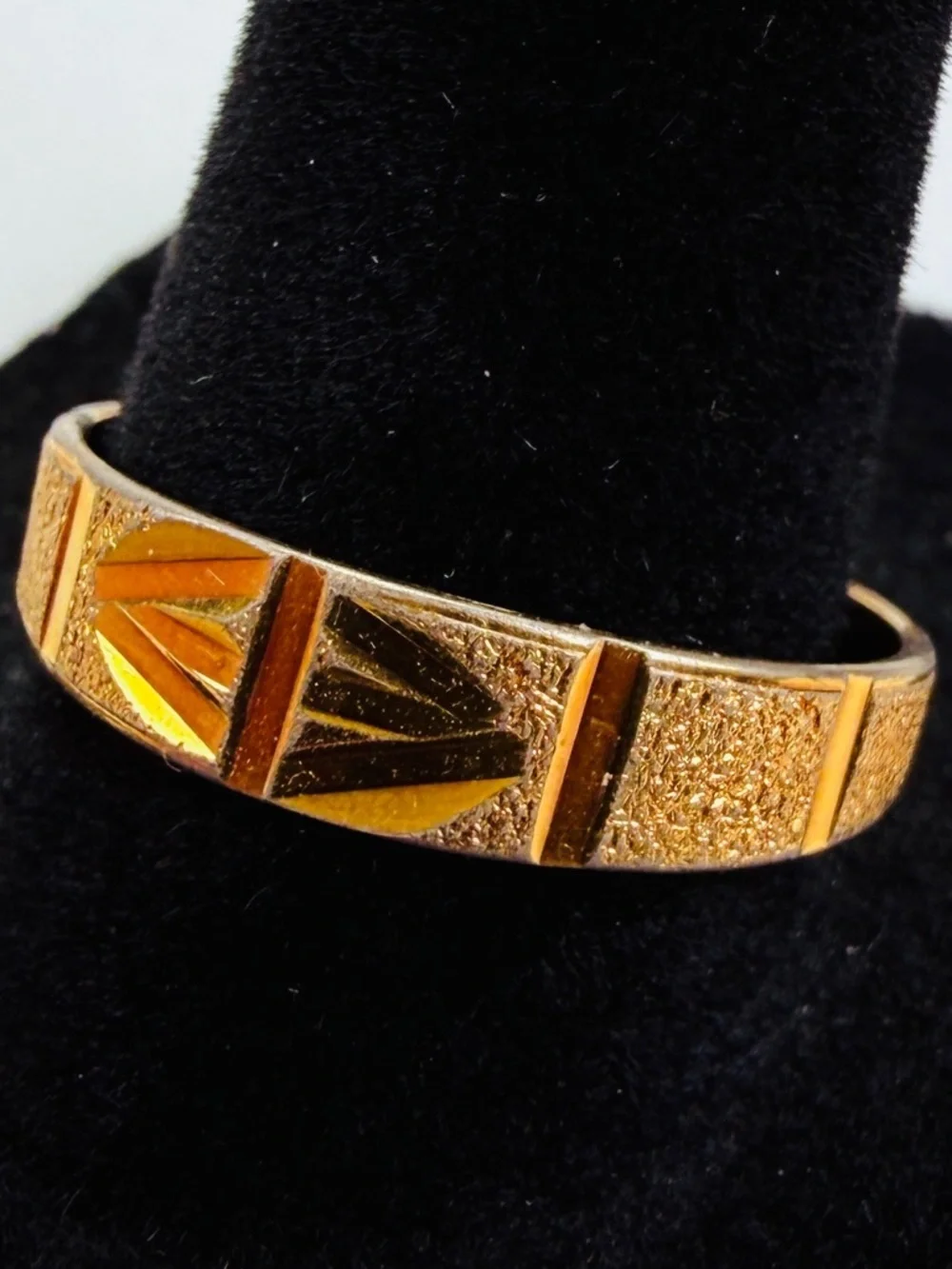 Vintage goldtone frosted etched, thin band, size 9 3/4 ring